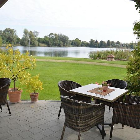 Resort Kormoran-Garni Цеденік Екстер'єр фото
